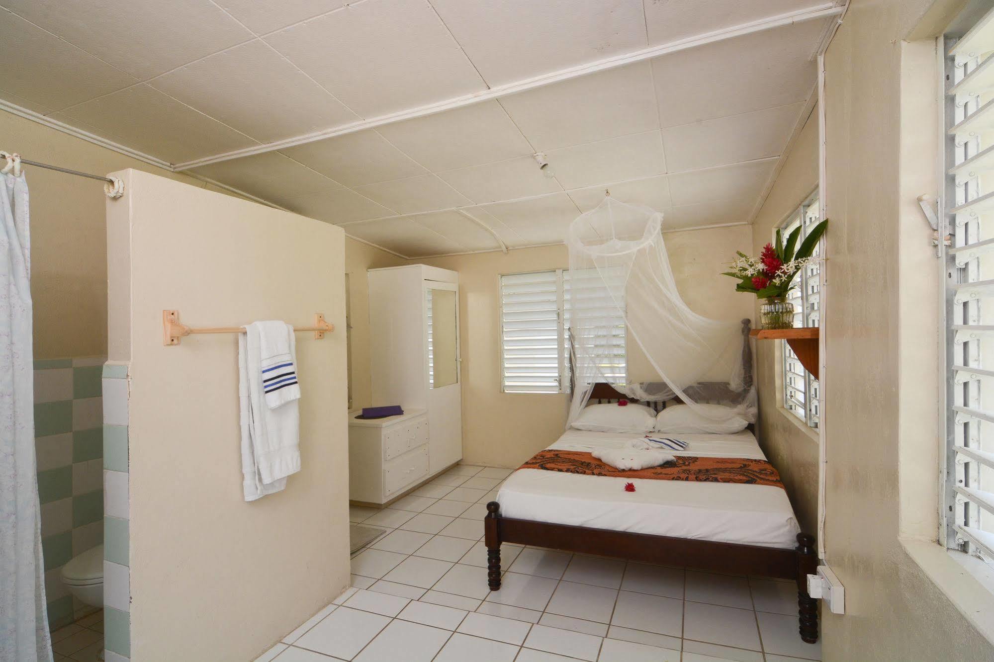 Keegans Beachside Hotell Bequia Island Eksteriør bilde